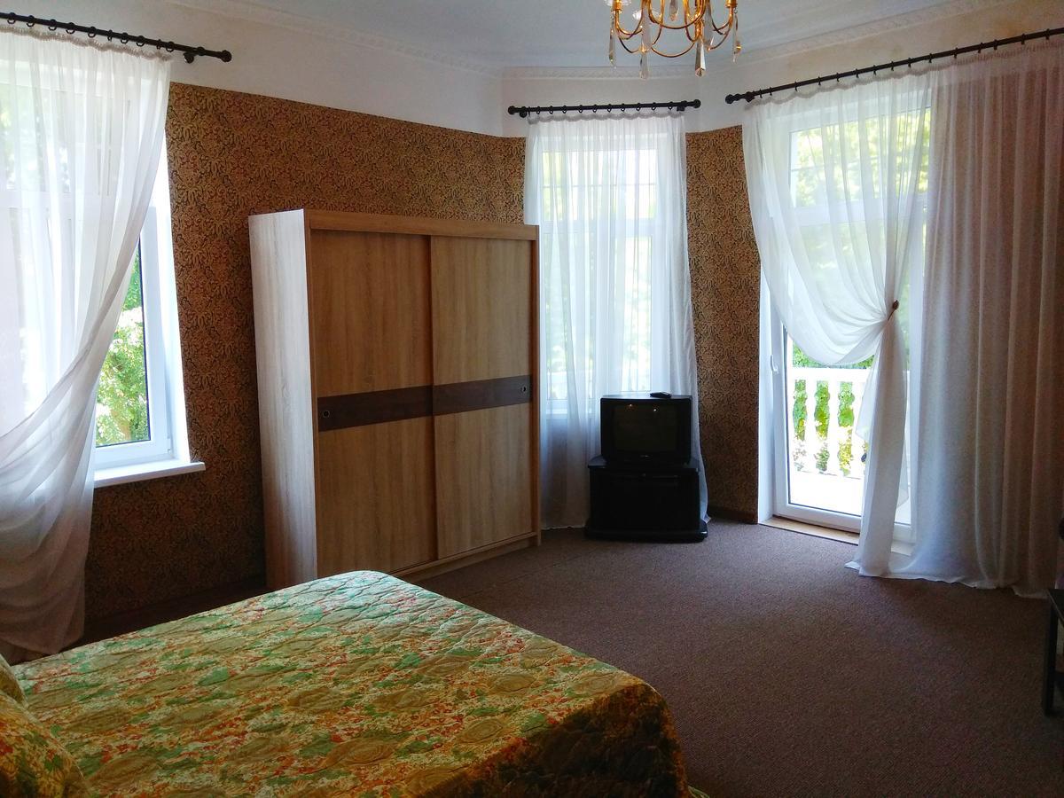 QUEEN LUIZA HOTEL ЗЕЛЕНОГРАДСК 3* (Россия) - от 6312 RUB | NOCHI